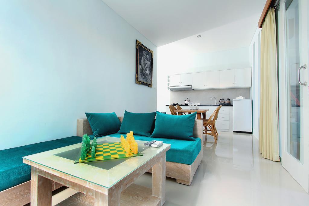 แอปเปิล สวีท อพาร์ตเมนต์ Hotel เกอโรโบกัน ภายนอก รูปภาพ