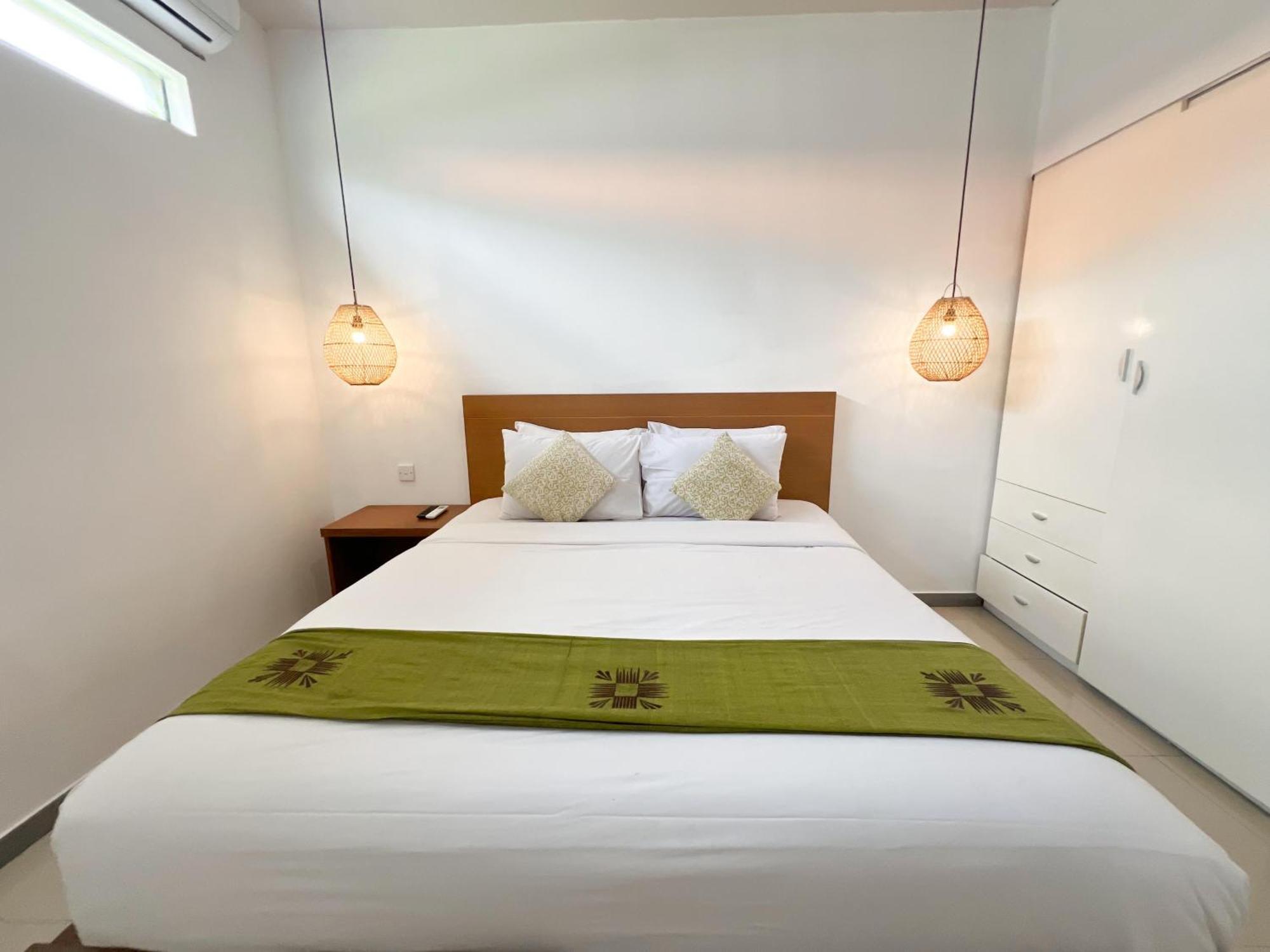 แอปเปิล สวีท อพาร์ตเมนต์ Hotel เกอโรโบกัน ภายนอก รูปภาพ