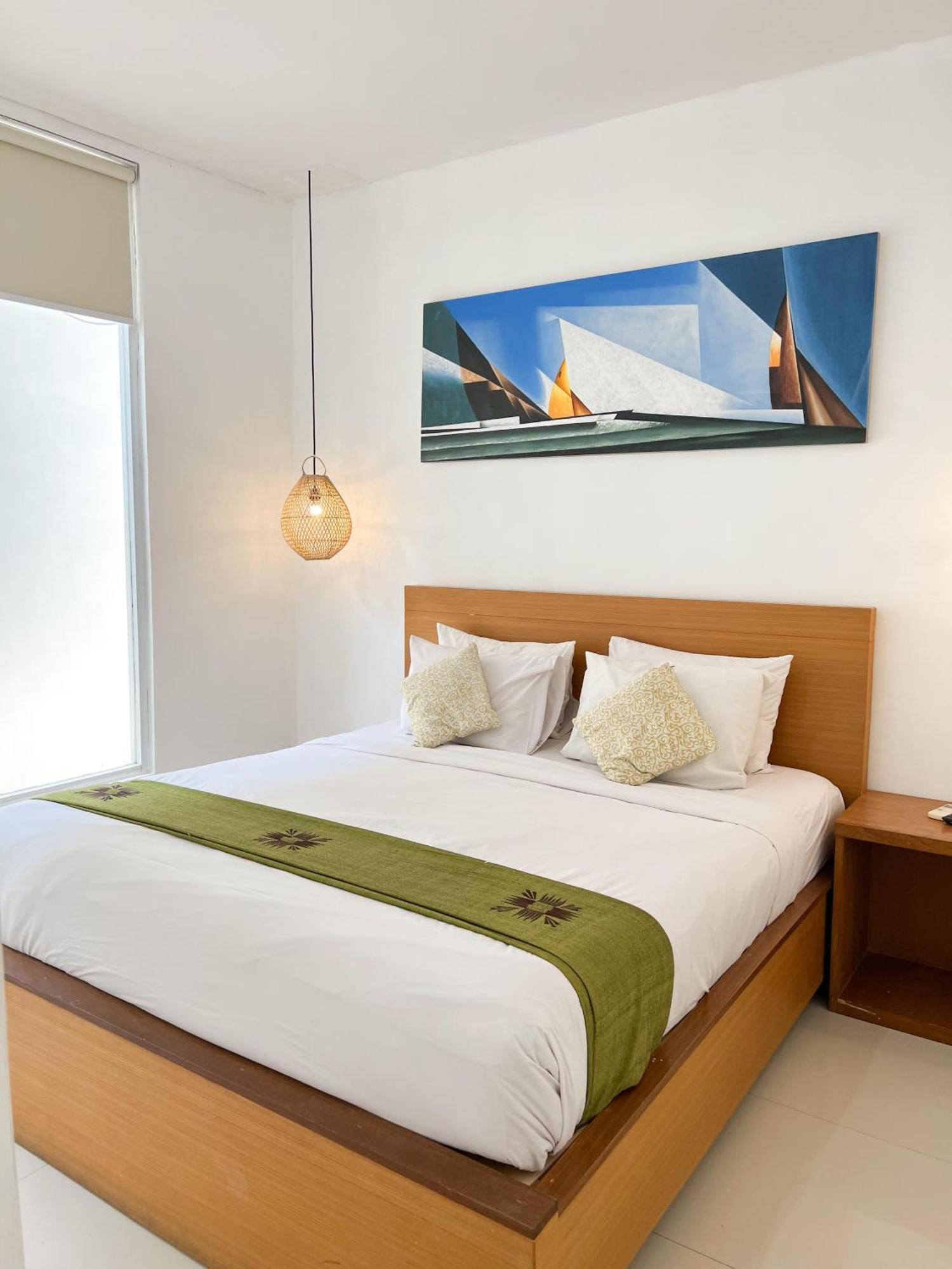 แอปเปิล สวีท อพาร์ตเมนต์ Hotel เกอโรโบกัน ภายนอก รูปภาพ