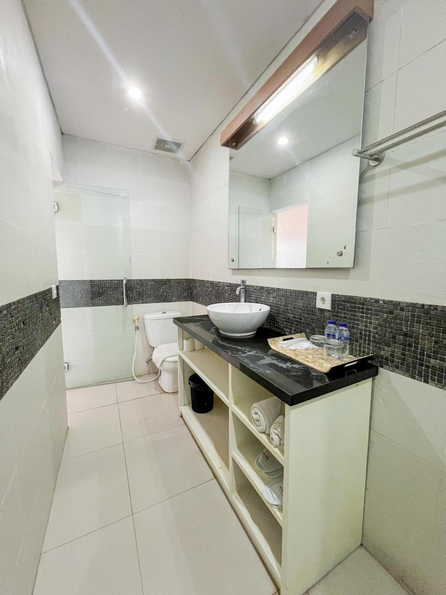 แอปเปิล สวีท อพาร์ตเมนต์ Hotel เกอโรโบกัน ภายนอก รูปภาพ