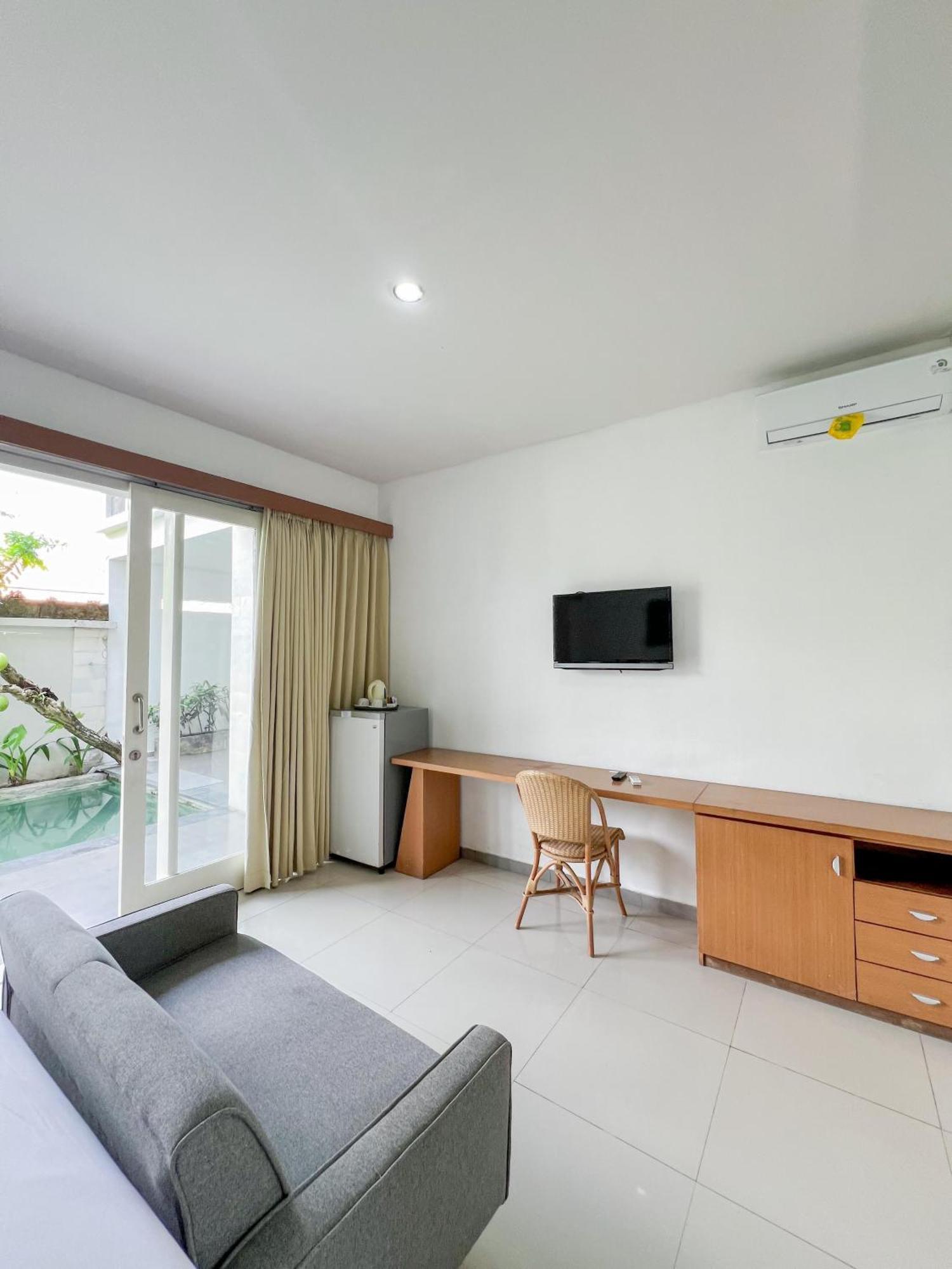 แอปเปิล สวีท อพาร์ตเมนต์ Hotel เกอโรโบกัน ภายนอก รูปภาพ