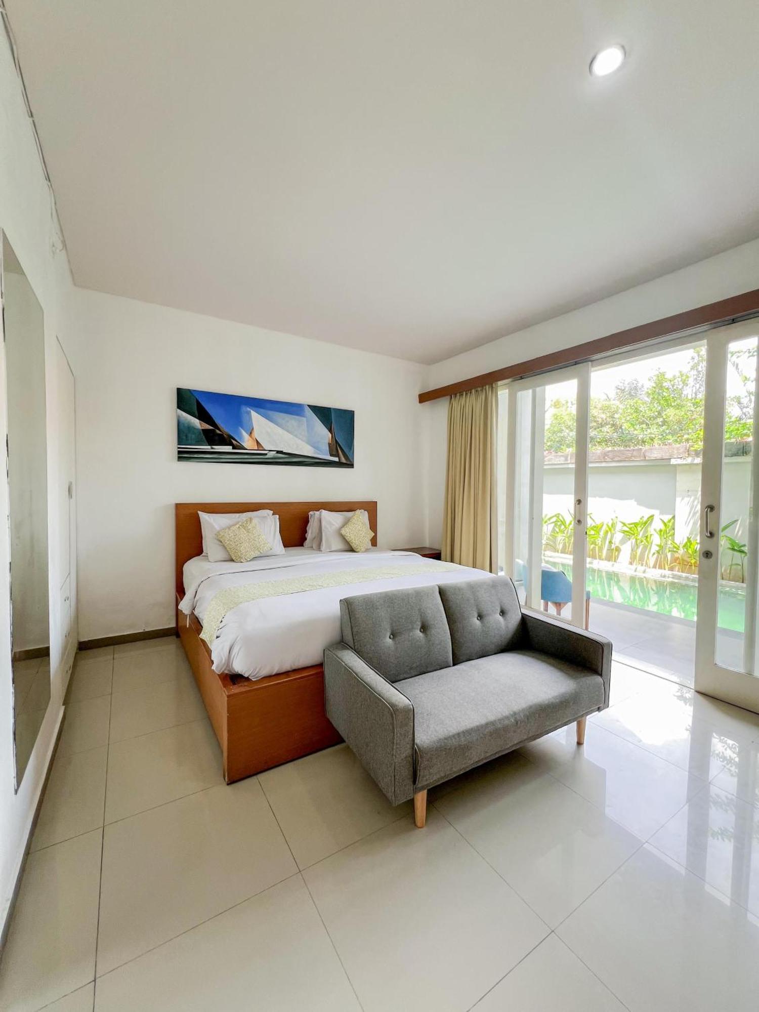 แอปเปิล สวีท อพาร์ตเมนต์ Hotel เกอโรโบกัน ภายนอก รูปภาพ