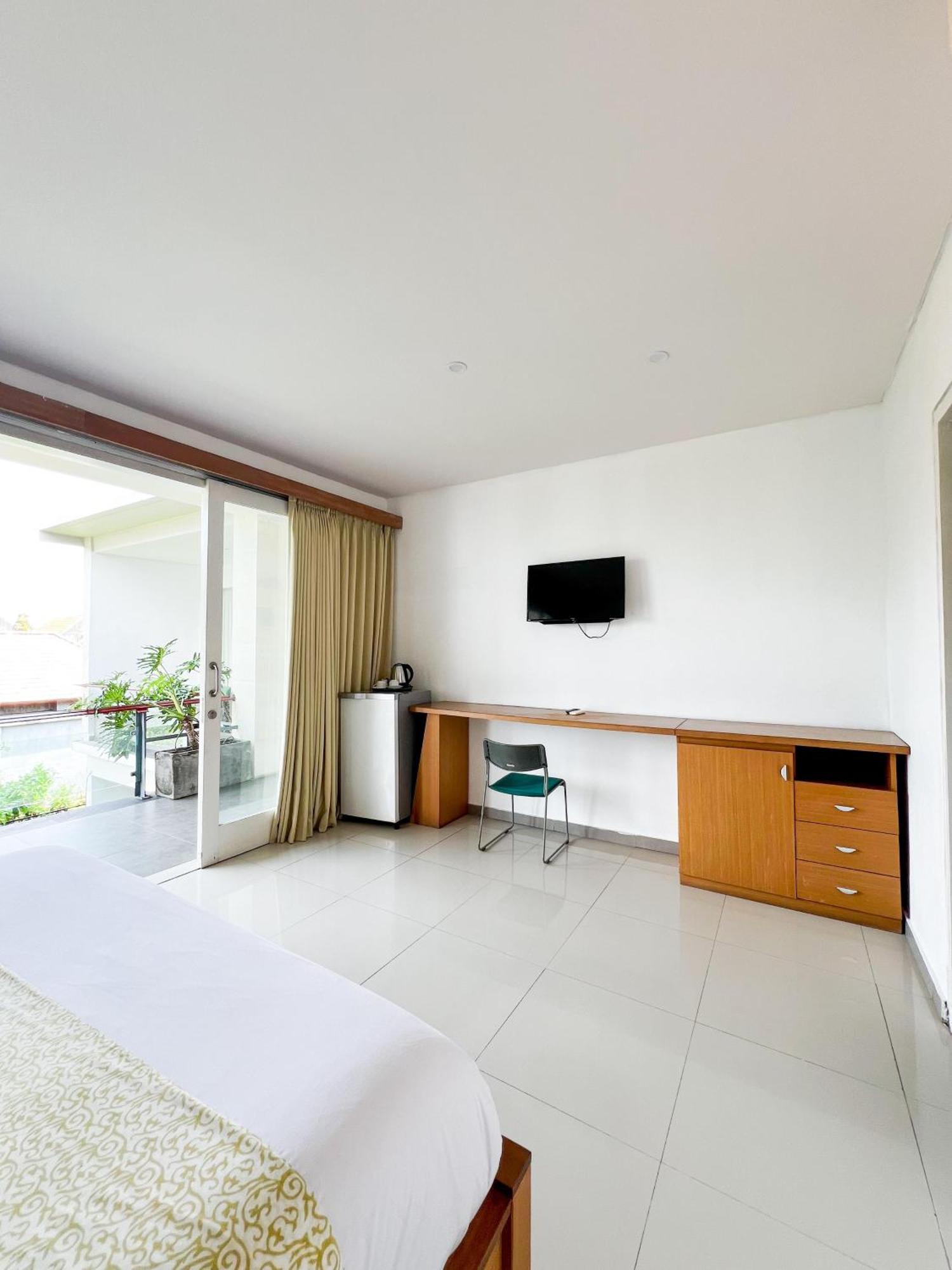 แอปเปิล สวีท อพาร์ตเมนต์ Hotel เกอโรโบกัน ภายนอก รูปภาพ